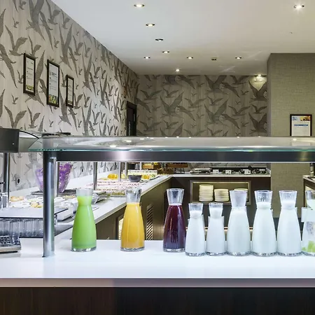 Hotel Ilunion Bilbao