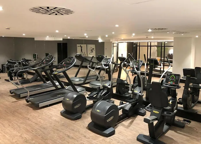 Готель Ilunion 3*